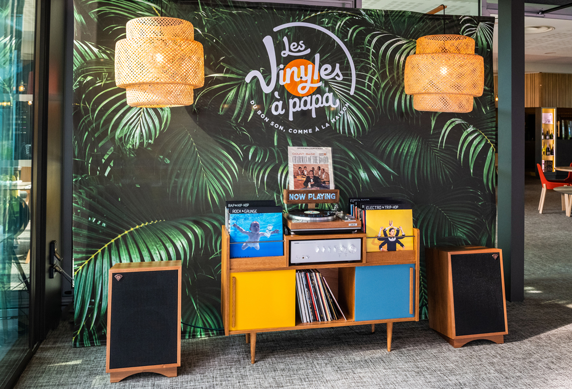 Les Vinyles à Papa bar à vinyle